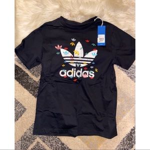 Women’s adidas shirt
